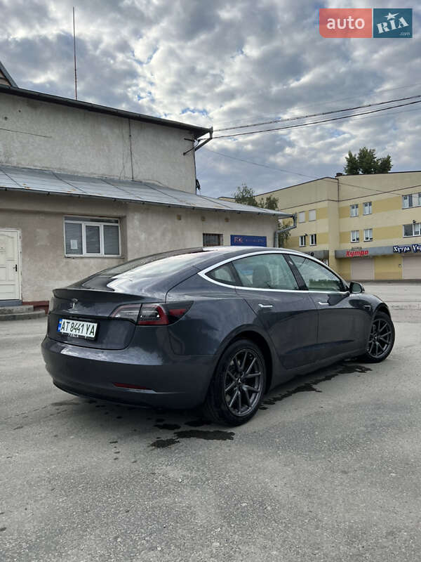 Седан Tesla Model 3 2018 в Ивано-Франковске фото 18 Седан Tesla Model 3 2018 в Ивано-Франковске