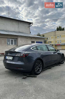 Седан Tesla Model 3 2018 в 