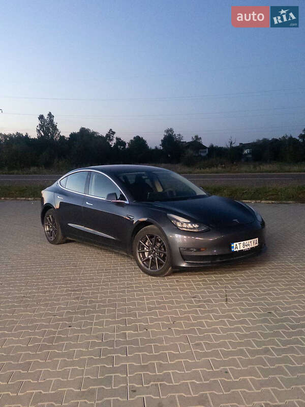 Седан Tesla Model 3 2018 в Ивано-Франковске фото 21 Седан Tesla Model 3 2018 в Ивано-Франковске