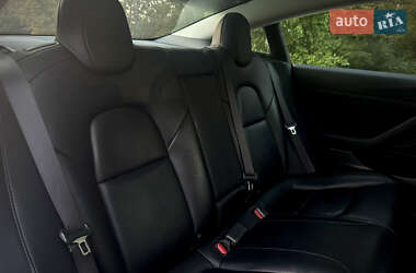 Седан Tesla Model 3 2020 в Киеве фото 17 Седан Tesla Model 3 2020 в Киеве