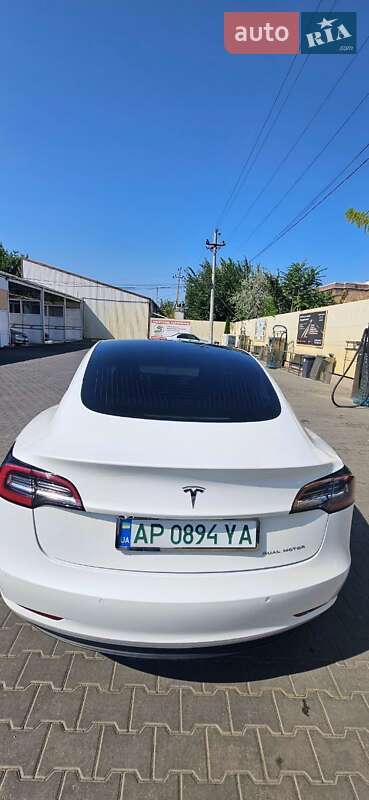 Tesla Model 3 2019