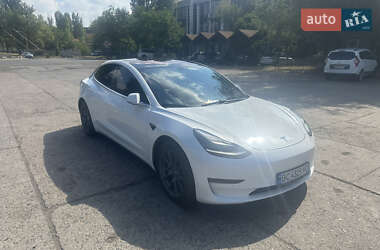 Седан Tesla Model 3 2018 в 