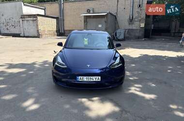 Седан Tesla Model 3 2018 в Кривому Розі