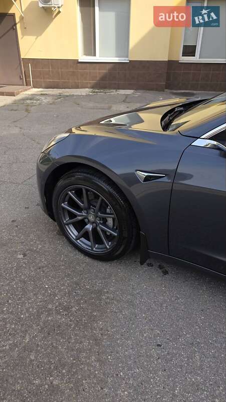 Седан Tesla Model 3 2018 в Харькове фото 18 Седан Tesla Model 3 2018 в Харькове