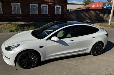 Седан Tesla Model 3 2022 в Харькове