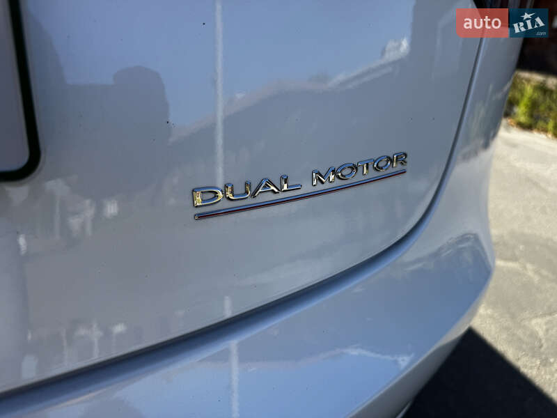 Седан Tesla Model 3 2022 в Харькове