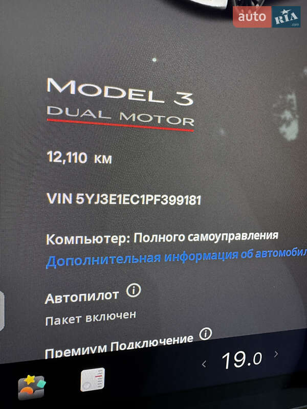 Седан Tesla Model 3 2022 в Харькове