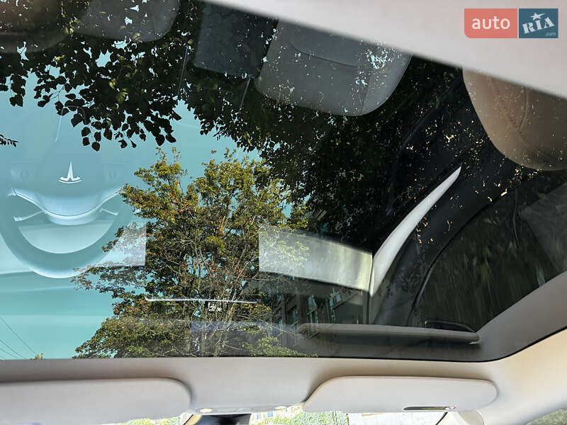 Седан Tesla Model 3 2022 в Харькове