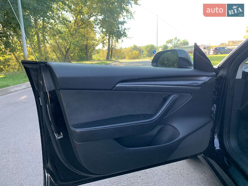 Седан Tesla Model 3 2022 в Киеве фото 21 Седан Tesla Model 3 2022 в Киеве
