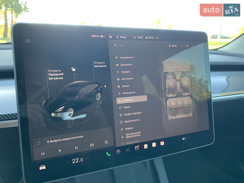 Седан Tesla Model 3 2022 в Києві