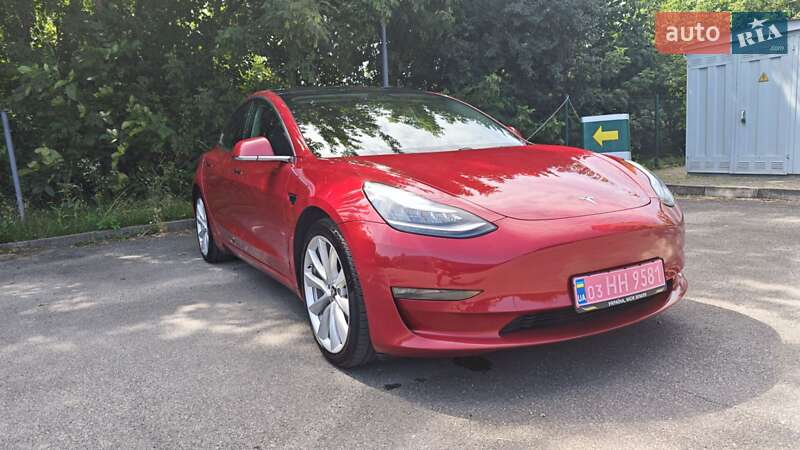 Седан Tesla Model 3 2018 в Кам'янець-Подільському