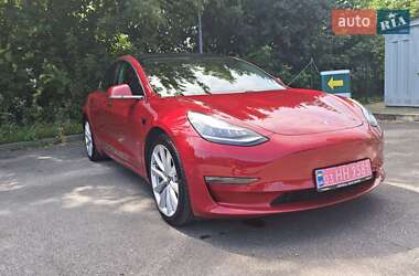 Седан Tesla Model 3 2018 в 