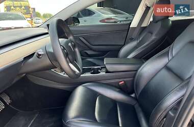 Седан Tesla Model 3 2019 в 