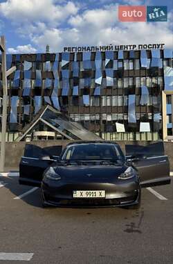 Седан Tesla Model 3 2018 в Харкові