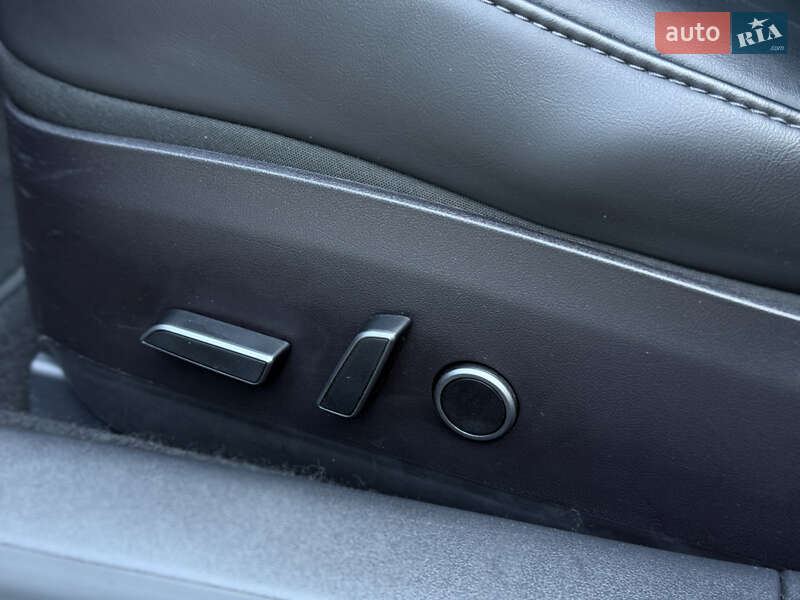 Седан Tesla Model 3 2022 в Ивано-Франковске
