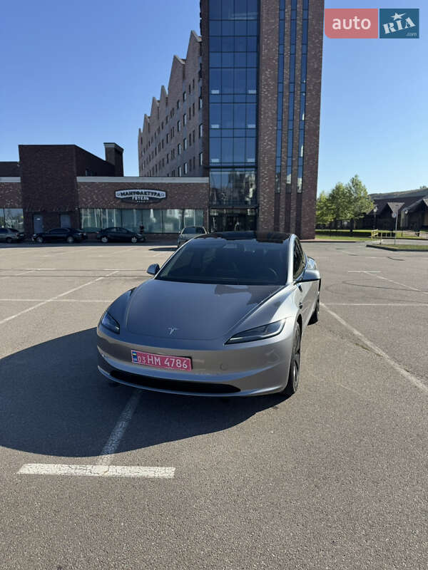 Седан Tesla Model 3 2024 в Василькове