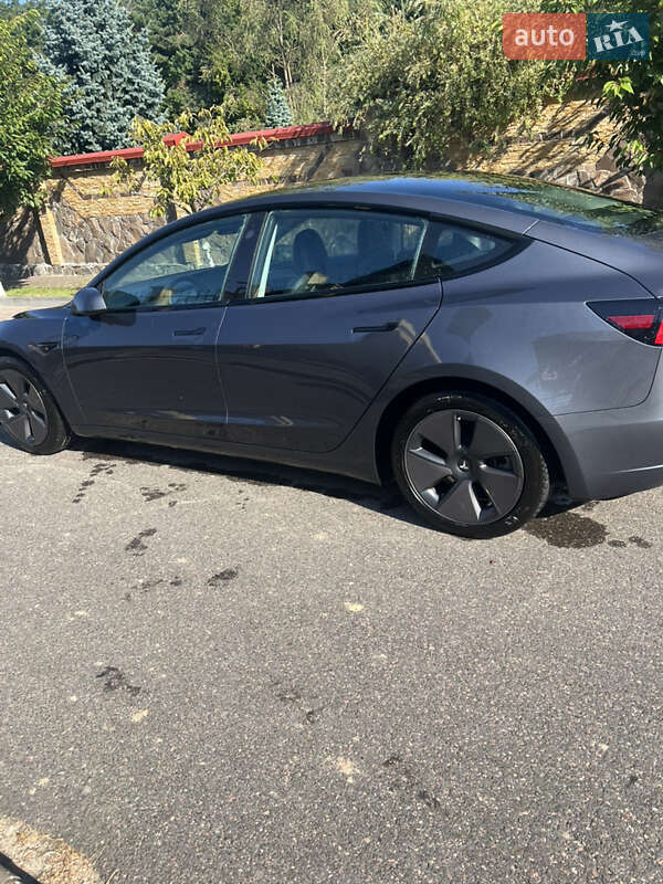 Седан Tesla Model 3 2023 в Львові фото 5 Седан Tesla Model 3 2023 в Львові
