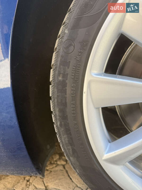 Седан Tesla Model 3 2018 в Одесі