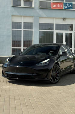 Седан Tesla Model 3 2023 в Житомире