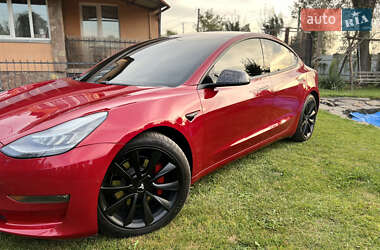 Седан Tesla Model 3 2018 в Львові