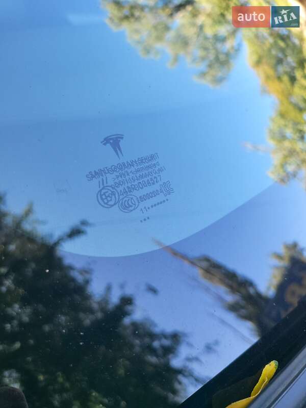 Седан Tesla Model 3 2020 в Одессе