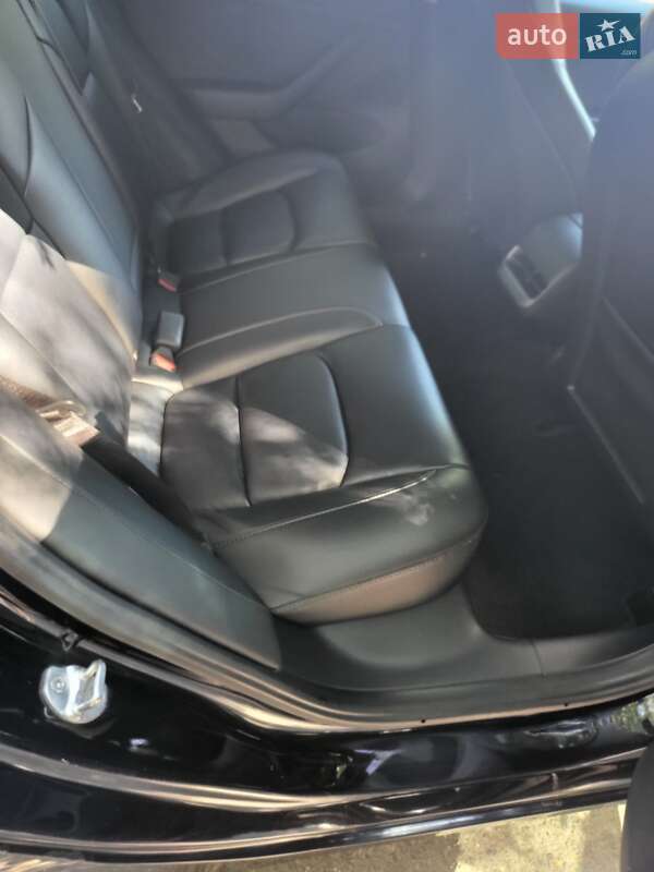 Седан Tesla Model 3 2020 в Одессе