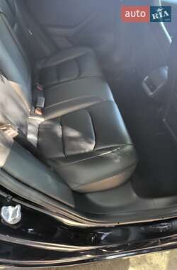 Седан Tesla Model 3 2020 в 