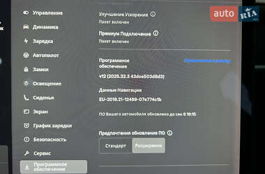 Седан Tesla Model 3 2019 в 