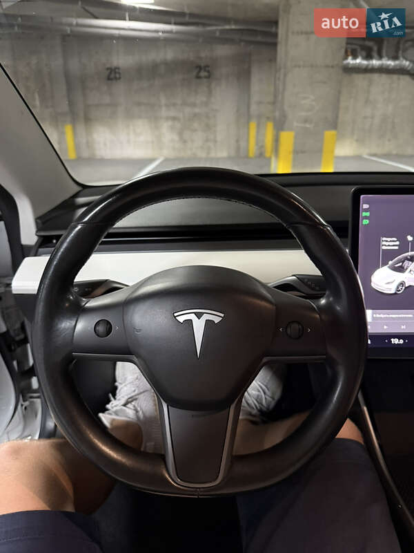 Седан Tesla Model 3 2018 в Тернополе фото 52 Седан Tesla Model 3 2018 в Тернополе