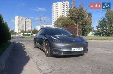 Седан Tesla Model 3 2021 в Харкові