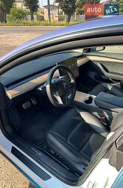 Седан Tesla Model 3 2021 в Киеве