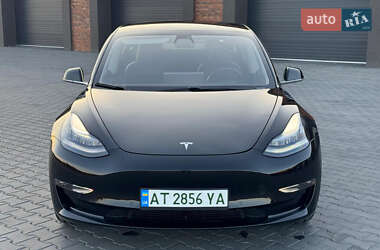 Седан Tesla Model 3 2019 в 