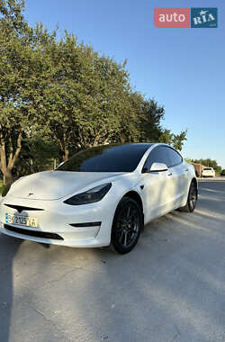 Седан Tesla Model 3 2021 в Тернополі