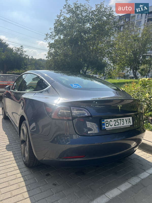 Седан Tesla Model 3 2019 в Львове фото 28 Седан Tesla Model 3 2019 в Львове