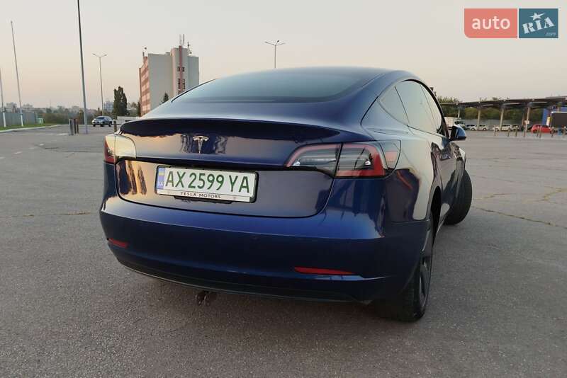 Седан Tesla Model 3 2021 в Харькове
