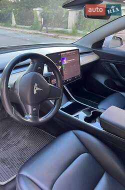 Седан Tesla Model 3 2018 в 