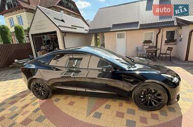 Седан Tesla Model 3 2022 в Тернополі