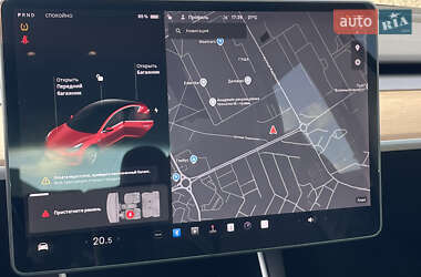 Седан Tesla Model 3 2020 в 