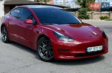 Седан Tesla Model 3 2022 в Запоріжжі