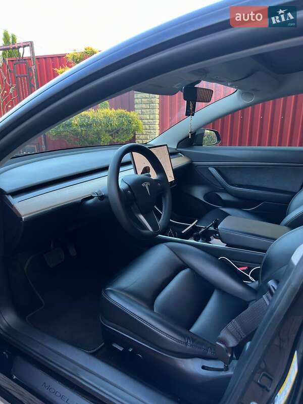 Седан Tesla Model 3 2021 в Львове фото 11 Седан Tesla Model 3 2021 в Львове