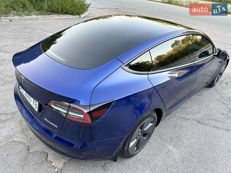 Седан Tesla Model 3 2022 в Днепре