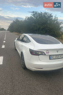 Седан Tesla Model 3 2018 в 