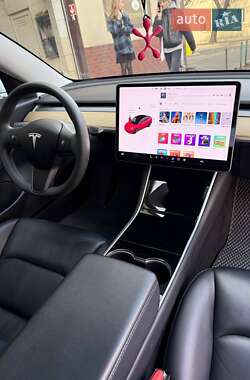 Седан Tesla Model 3 2020 в Харкові фото 6 Седан Tesla Model 3 2020 в Харкові