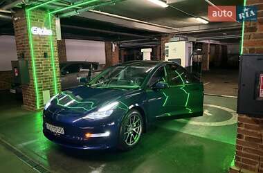Седан Tesla Model 3 2022 в Одесі