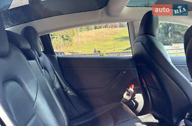 Седан Tesla Model 3 2018 в 