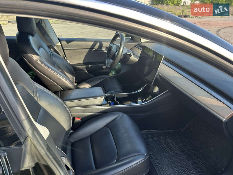 Седан Tesla Model 3 2018 в Києві фото 16 Седан Tesla Model 3 2018 в Києві