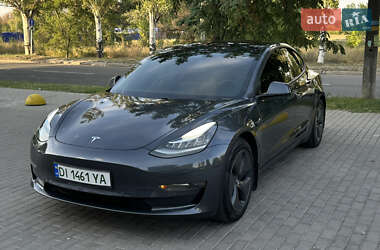Седан Tesla Model 3 2018 в 