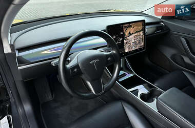 Седан Tesla Model 3 2018 в 