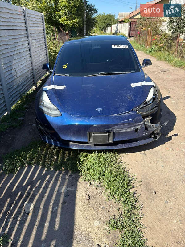 Седан Tesla Model 3 2020 в Харькове