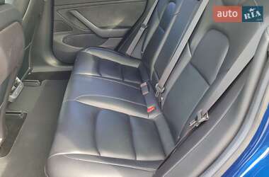 Седан Tesla Model 3 2018 в 